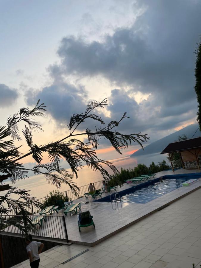 Astan Hotel ガグラ エクステリア 写真