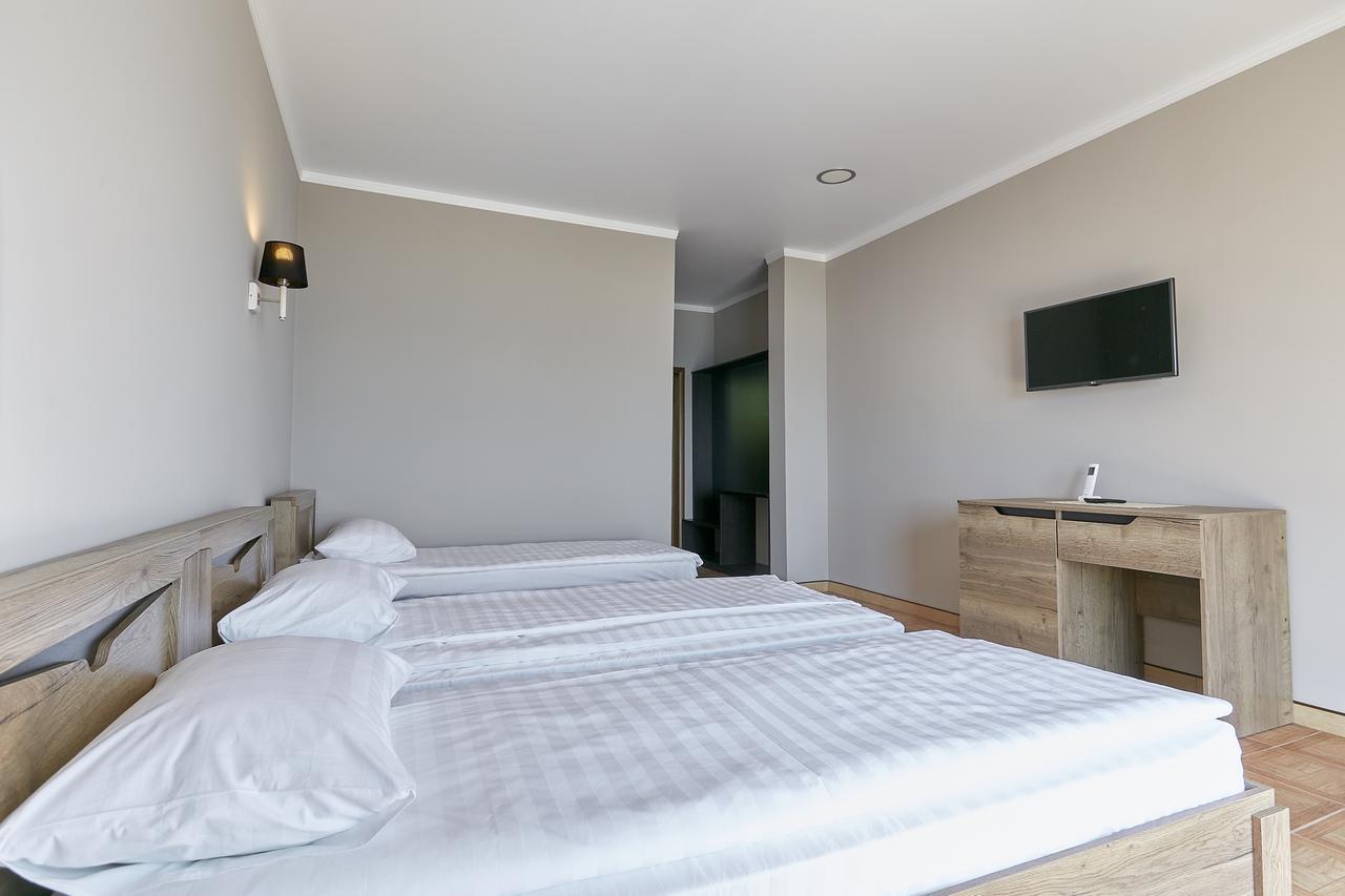 Astan Hotel ガグラ エクステリア 写真